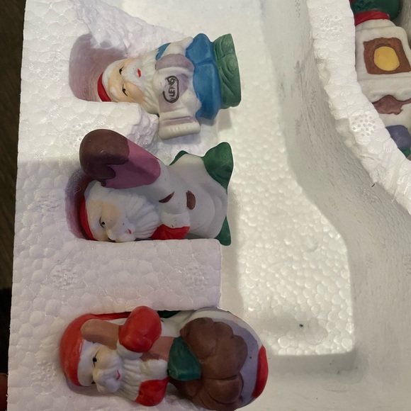 8 piece Christmas village that lights up porcelain new with tags - Picture 3 of 10